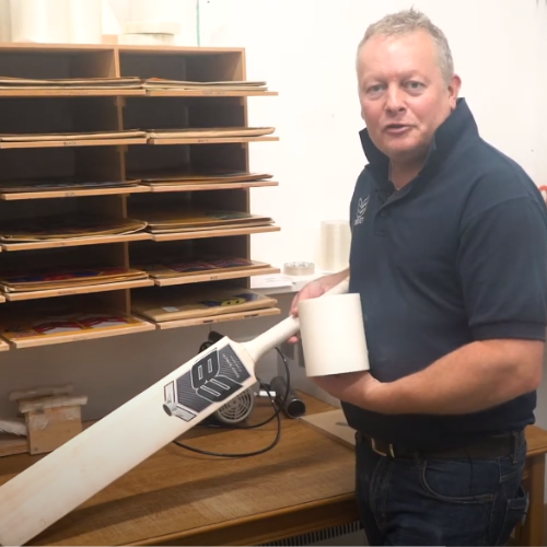 Fitting a protective cover/scuff sheet to a cricket bat ….. the right way!